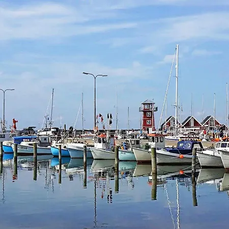 Hébergement de vacances Family Cottage For Eight Guests *