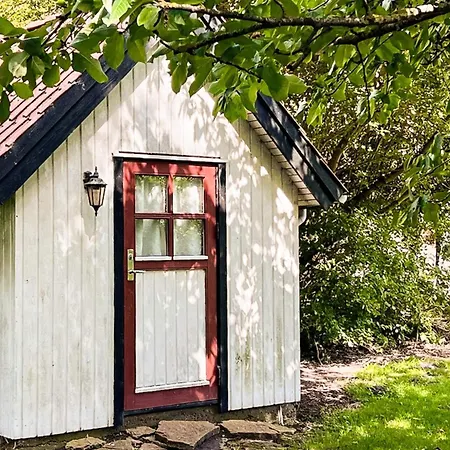 Family For Eight Guests * Bagenkop