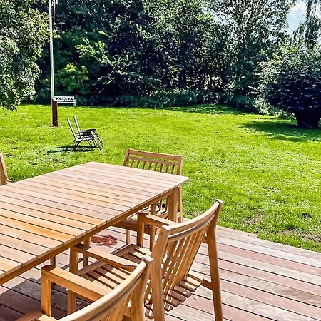 Family For Eight Guests 펜션 Bagenkop